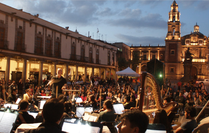 Imagen de Programa de becas de apoyo a la formación de alumnos de la Orquesta Escuela Carlos Chávez 2015